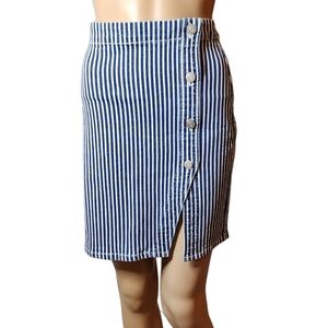 NWT Chocolate USA stretchy denim stripe skirt.